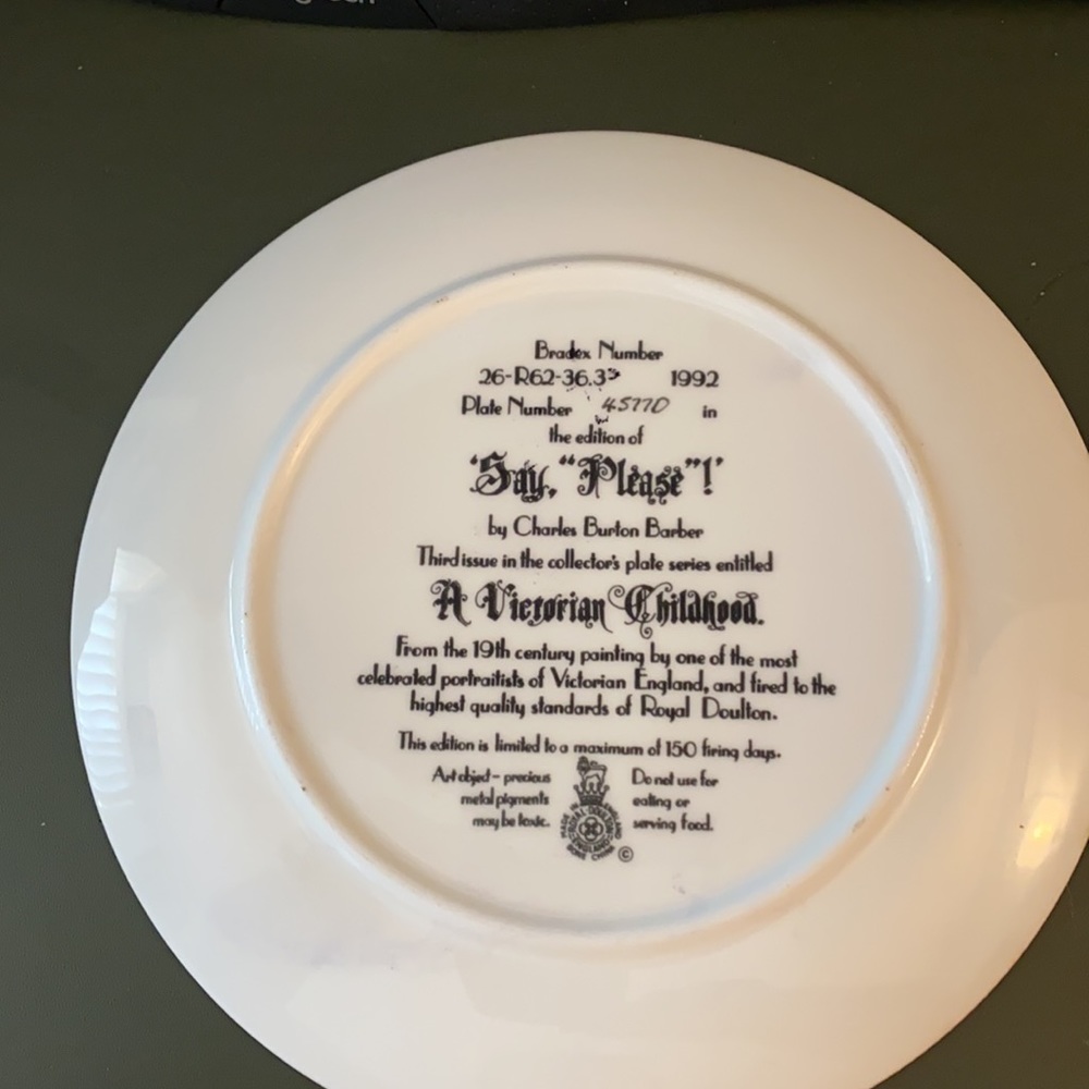 Royal Doulton Say Please decorative plate - Picture 2 of 3